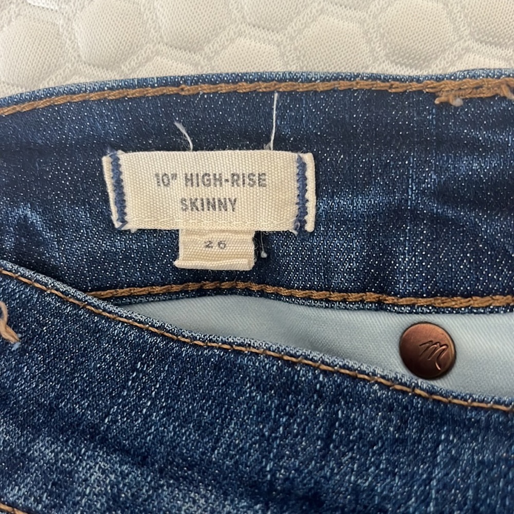 High Rise Skinny Jean - Picture 5 of 5